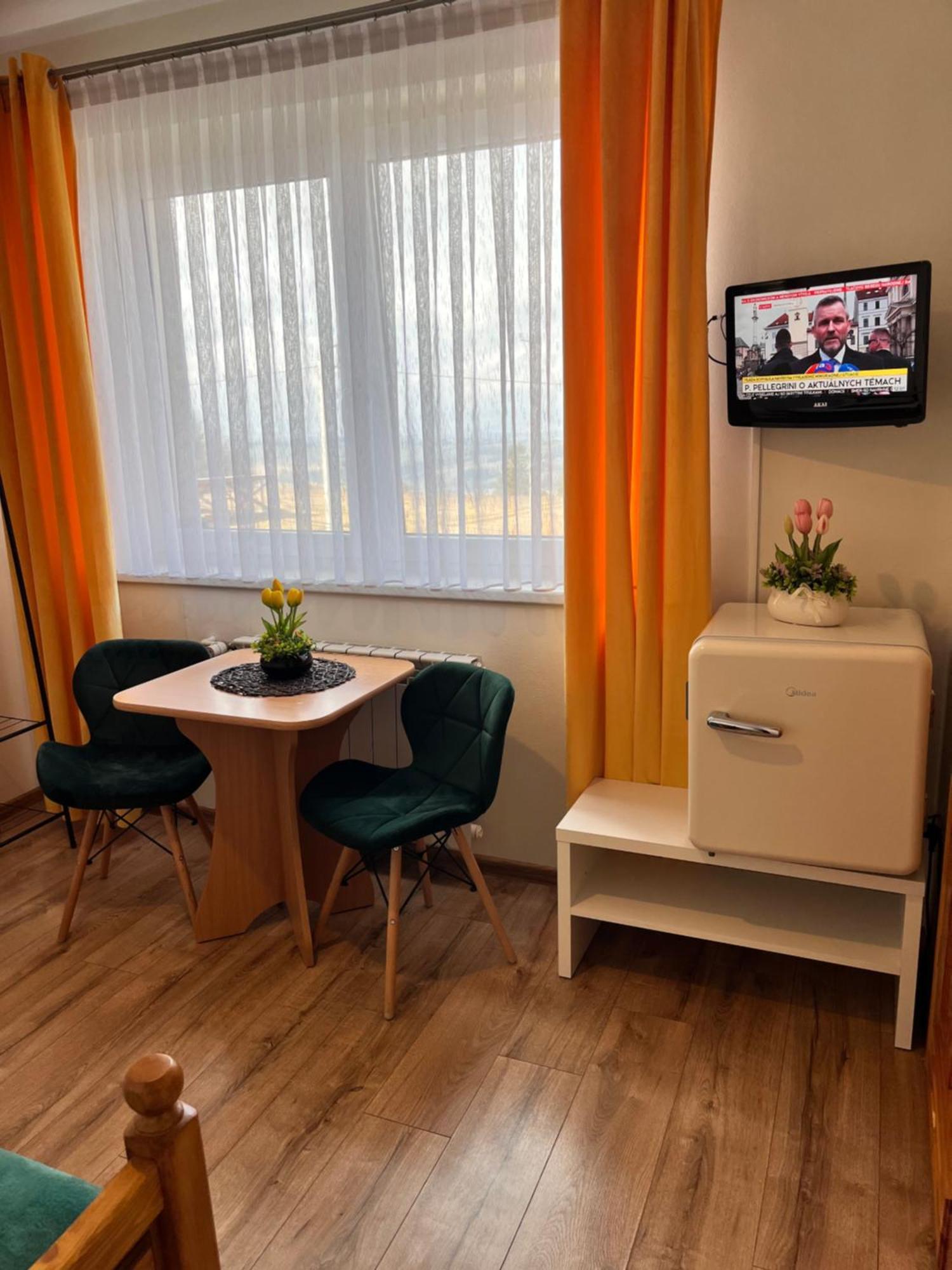 Widokowy Apartament - Pokoje Goscinne Banska Wyzna Экстерьер фото