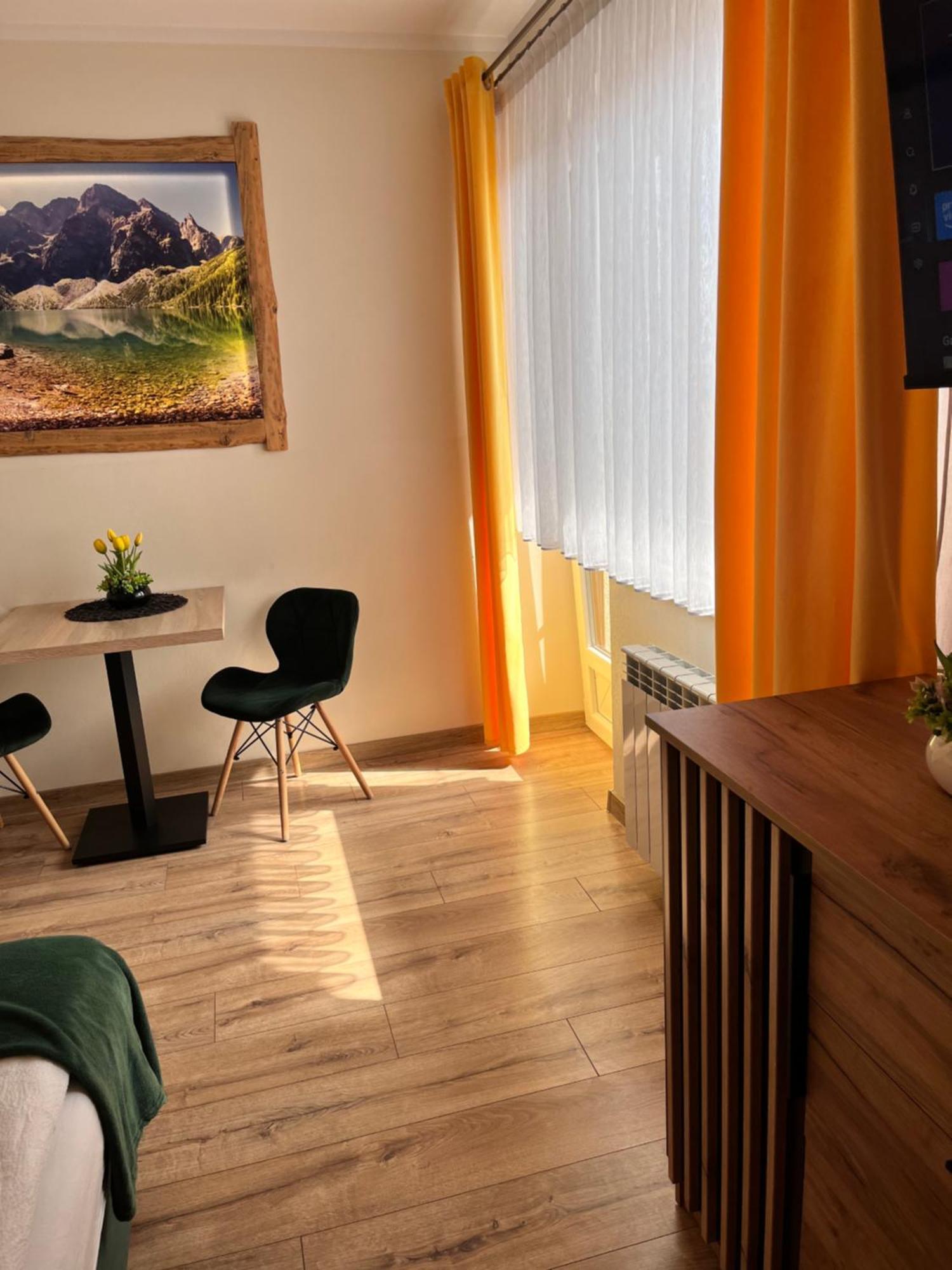 Widokowy Apartament - Pokoje Goscinne Banska Wyzna Экстерьер фото